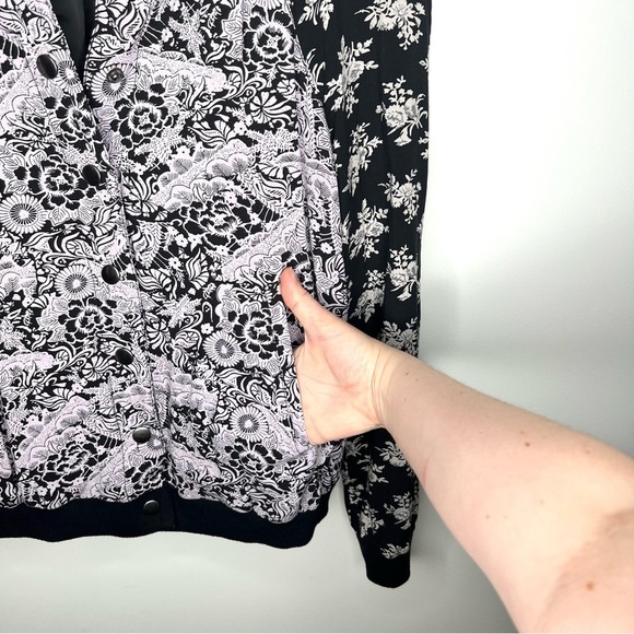 Free People Black and Purple Floral Snap Button Long Sleeve Bomber Jacket Small - Picture 7 of 16